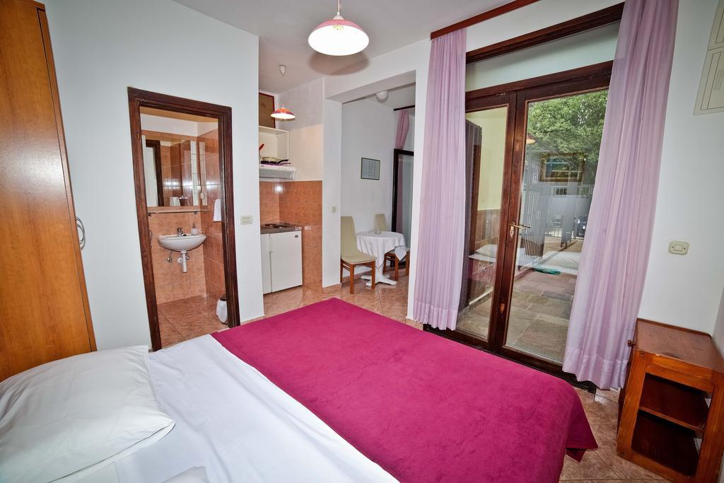 Guest House Maja Split Ruang foto