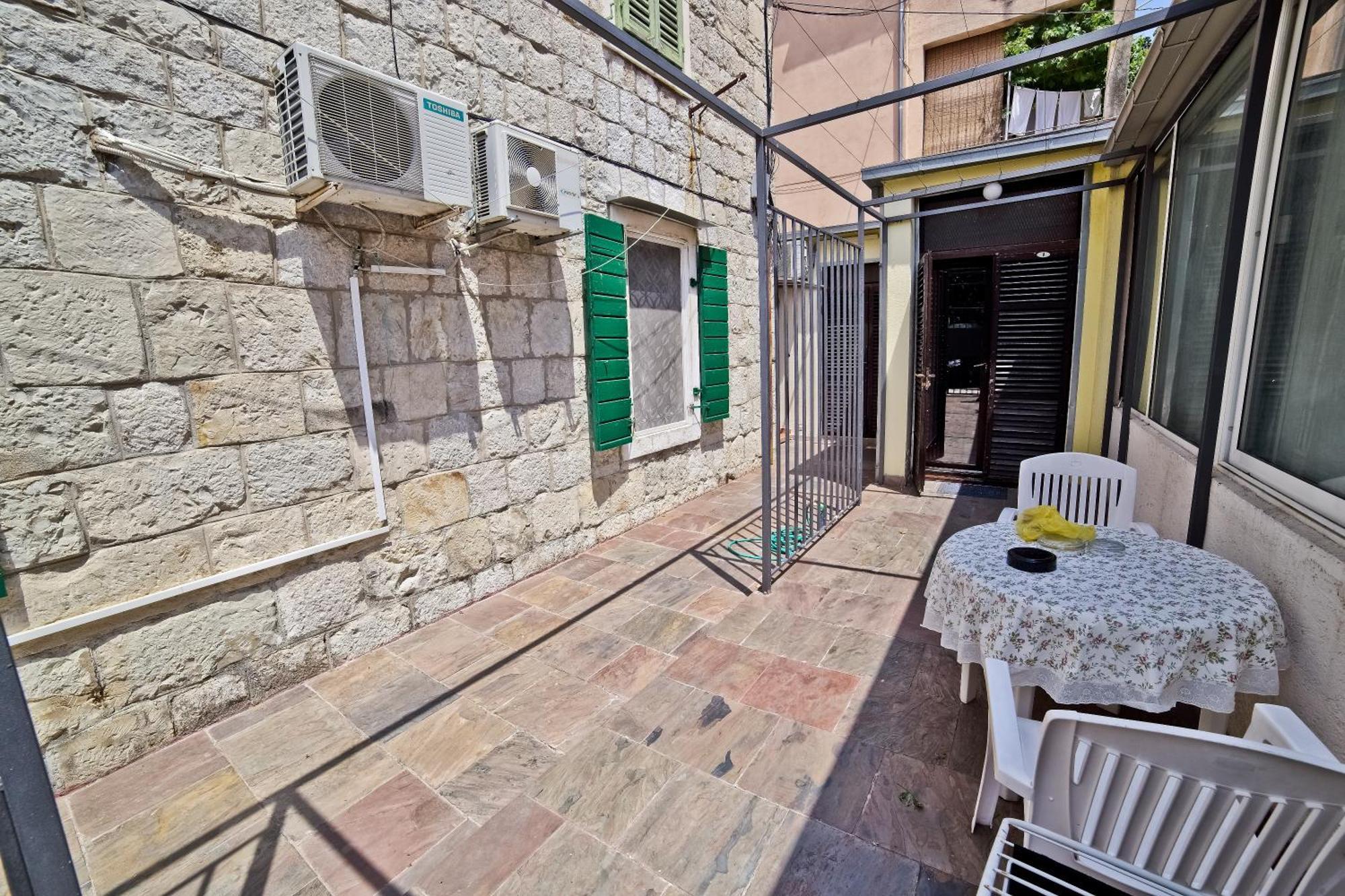 Guest House Maja Split Bagian luar foto